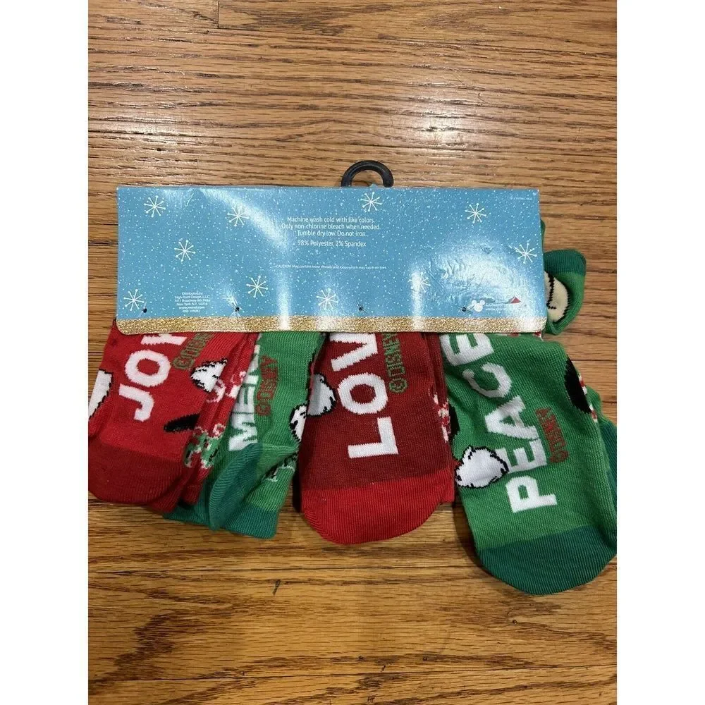 DISNEY Christmas Family Fun Socks 4 Pack Crew Socks HOLIDAY FUN NEW